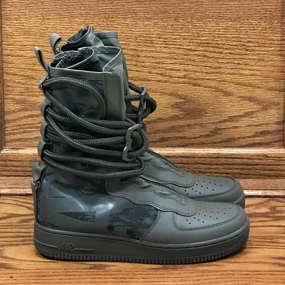 Nike SF Air Force‎ 1 High Ridgerock Shoes